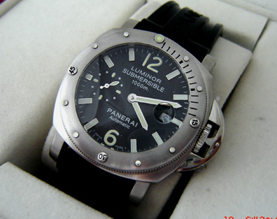 PANERAI LUMINOR SUBMERSIBLE 316L -P14