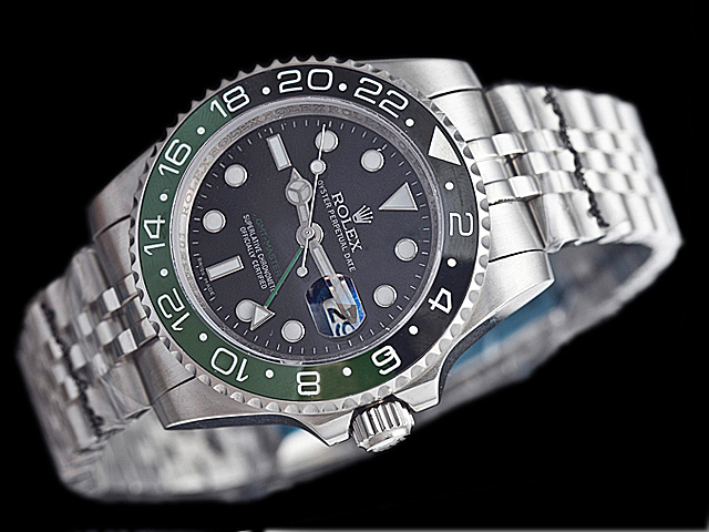 REPLICA ROLEX GMT MASTER II 126710 BLRO JUBILEE